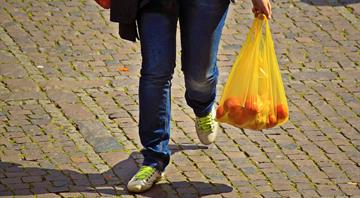 Oman moves to third phase of plastic bag ban, Environment Authority warns of grave marine impact Oman moves to third phase of plastic bag ban, Environment Authority warns of grave marine impact