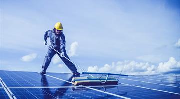 US solar energy growth to slow as Washington priorities shift US solar energy growth to slow as Washington priorities shift