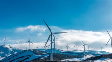 Green energy 'stagnates' as fossil fuels dominate