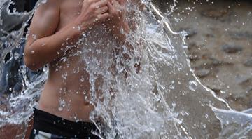 Heatwaves may cut GDP by 0.5 pct points in Europe, Allianz says Heatwaves may cut GDP by 0.5 pct points in Europe, Allianz says