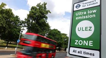 London fights legal challenge over expanding clean-air zone