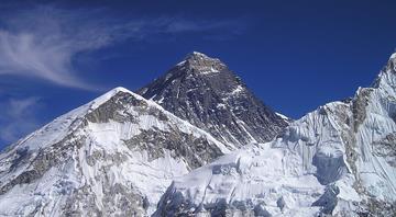 Scientists explain Mount Everest's anomalous growth