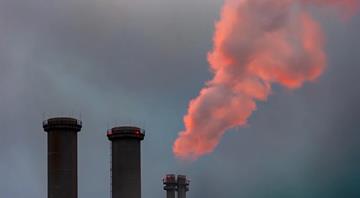 Only strong action on emissions can restore economic stability, UN climate chief says Only strong action on emissions can restore economic stability, UN climate chief says