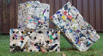 These recycled plastic concrete blocks are zero-waste