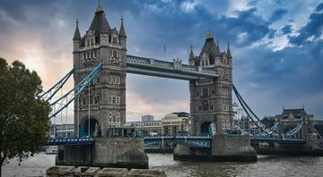 Britain unprepared for worsening impact of climate change, advisers say Britain unprepared for worsening impact of climate change, advisers say
