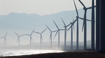 Switching to renewable energy could save trillions - study