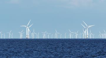 UK sets new record for wind power generation