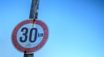 Rome follows other European capitals with new 30 kph speed limit