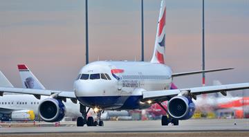 Airlines should tell UK customers the carbon impact of flights, watchdog says